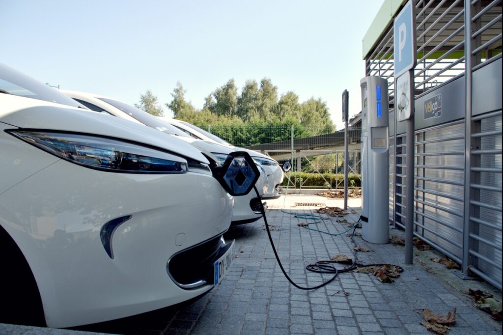 EV Charging Myths Debunked: What Every Driver Should Know