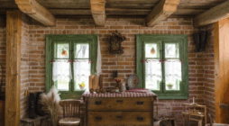 Fresh Door Trends Defining the Contemporary Farmhouse Look